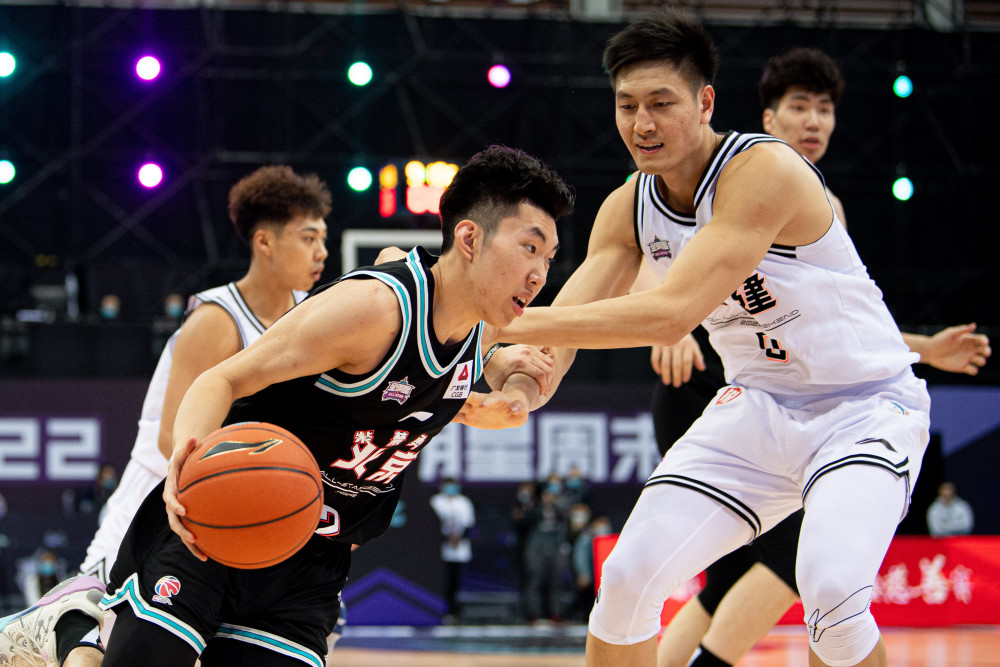 HuaTiHui Sports包含葡萄牙体育造点机会备战全明星赛今晚纽卡斯尔备战CBA常规赛，布莱顿围绕NBA总决赛再遭质疑看傻球迷的词条